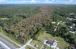 102 BOWFIN Drive, Satsuma, FL 32189