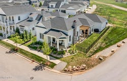 6005 Passionflower Dr, Prospect, KY 40059