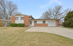 464 N Benton Street, Palatine, IL 60067