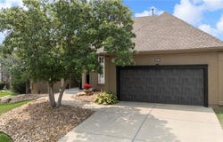 10010 Vista Drive, Lenexa, KS 66220