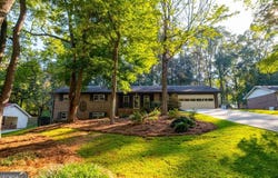 484 Cana Of Galilee Court, Tucker, GA 30084