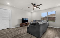 4376 White Cedar Ct, Pace, FL 32571