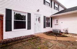 36 Dorchester Lane, Mentor, OH 44060