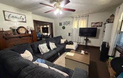 1104 Parkside Blvd, Toledo, OH 43607