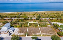 301 Front St, Port St. Joe, FL 32456