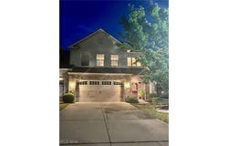 303 Lakewick Lane, Willowick, OH 44095