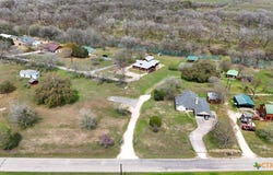 398 Red Bird Lane, Kingsbury, TX 78638