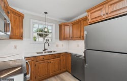 2461 E HIGH Street, POTTSTOWN, PA 19464