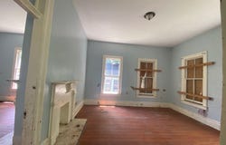 1127 Harrison Street, Vicksburg, MS 39180