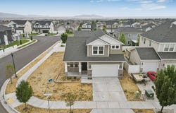 312 W SAPPHIRE, Tooele, UT 84074