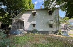 1112 Pollock Ave, New Castle, PA 16101