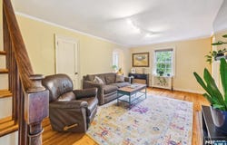 9 Bolton Place, Fair Lawn, NJ 07410