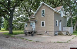 18141 568th Avenue, Mankato, MN 56001
