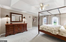 216 WALKER WAY, NEWARK, DE 19711