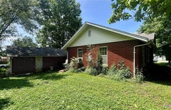 315 East College Avenue, Fredericktown, MO 63645