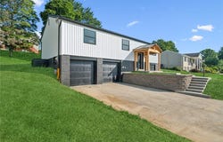 118 Buena Vista Drive, Delmont, PA 15626