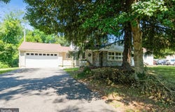 523 DELSEA DRIVE, SEWELL, NJ 08080