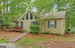 370 Paradise Point, Lavonia, GA 30553