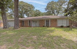 405 Brookview, Palestine, TX 75803