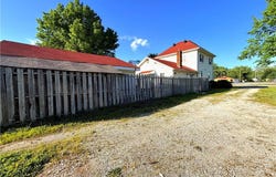 412 S Main Street, Brookfield, MO 64628