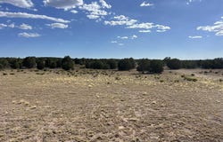 18c W Warren Road, Ash Fork, AZ 86320