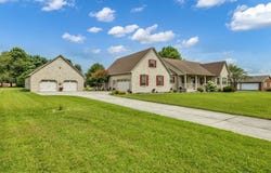 523 Maple Springs Rd., Manchester, TN 37355