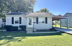 525 Linlawn Drive, Wabash, IN 46992-3704