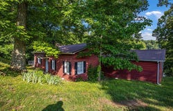 23208 Wild Cherry Ln, Abingdon, VA 24211