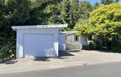 1600 Rhododendron DR, Florence, OR 97439
