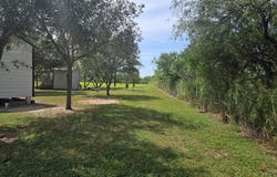 464 CR 613, Skidmore, TX 78389