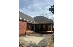 207 Petersburgh, Dothan, AL 36305
