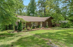 2438 GAWAIN DRIVE, HOOVER, AL 35226