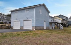 151 East Shore Road, Narragansett, RI 02882