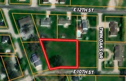0000 E. 10th Street, Flora, IL 62839