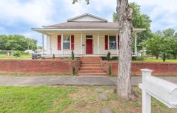 410 N Atlanta Ave, Sheffield, AL 35660