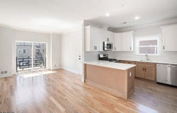 217 Atlantic St, Elizabeth City, NJ 07206-1014