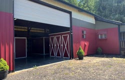 17 Whiskey Flats Road, Grays River, WA 98621