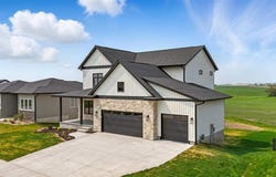702 Beck Dr., Solon, IA 52333