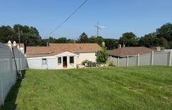 610 MEMORY LANE, RED LION, PA 17356