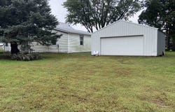 103 Hanover St., Holstein, IA 51025