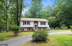 9 COLYER ROAD, FREDERICKSBURG, VA 22406