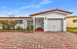 3820 Cleveland St, Hollywood, FL 33021