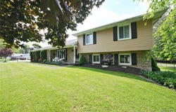 5728 Leete Road, Lockport Town, NY 14094