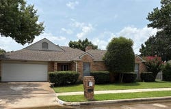4124 High Crest Drive, Irving, TX 75061