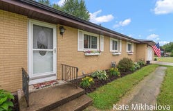 1249 Chalmers Drive, Battle Creek, MI 49015