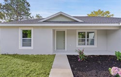 8 MALAUKA RUN COURT, OCKLAWAHA, FL 32179