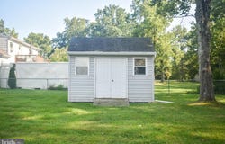 940 S WEST END BOULEVARD, QUAKERTOWN, PA 18951
