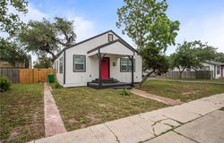 131 S Rife Street, Aransas Pass, TX 78336