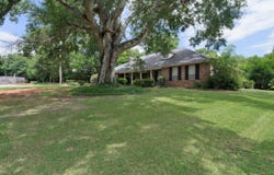 1001 Yarborough Heights, Tylertown, MS 39667