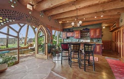19 Gorge View Rd, Tres Piedras, NM 87577